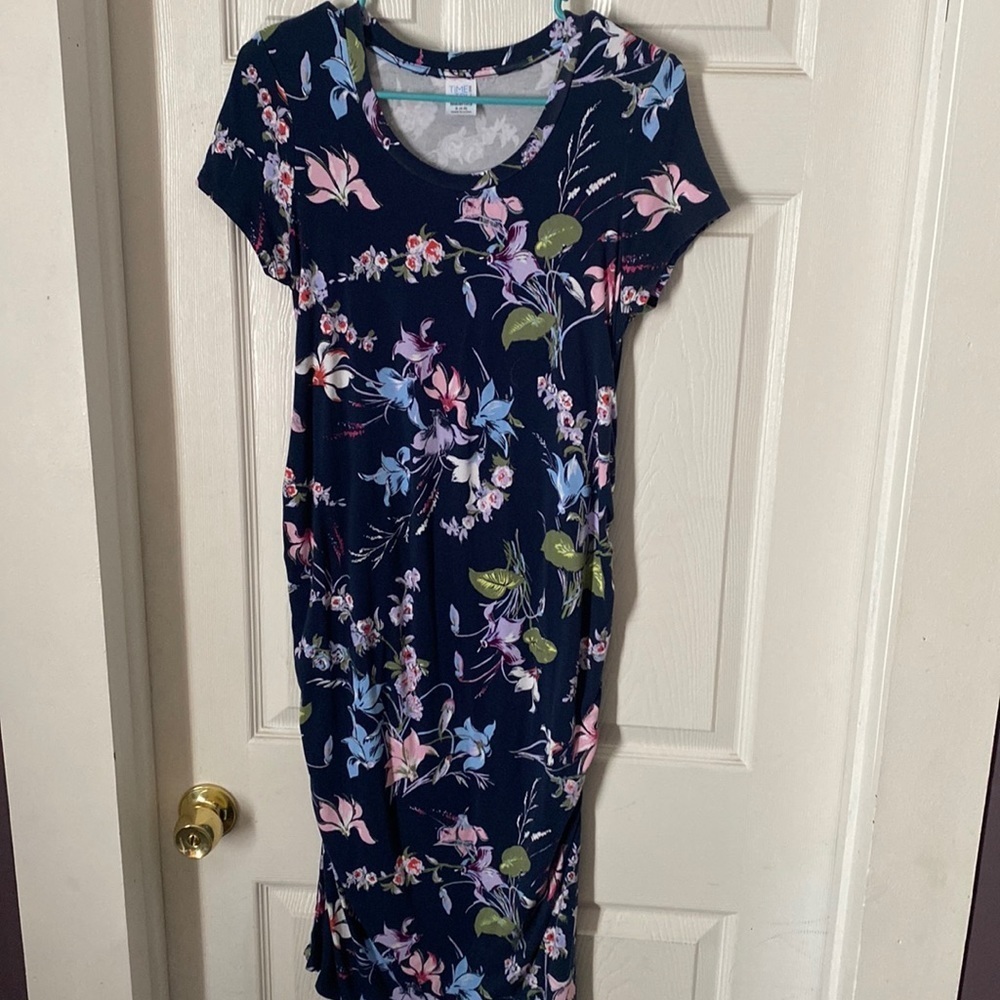 Time and Tru maternity dress
